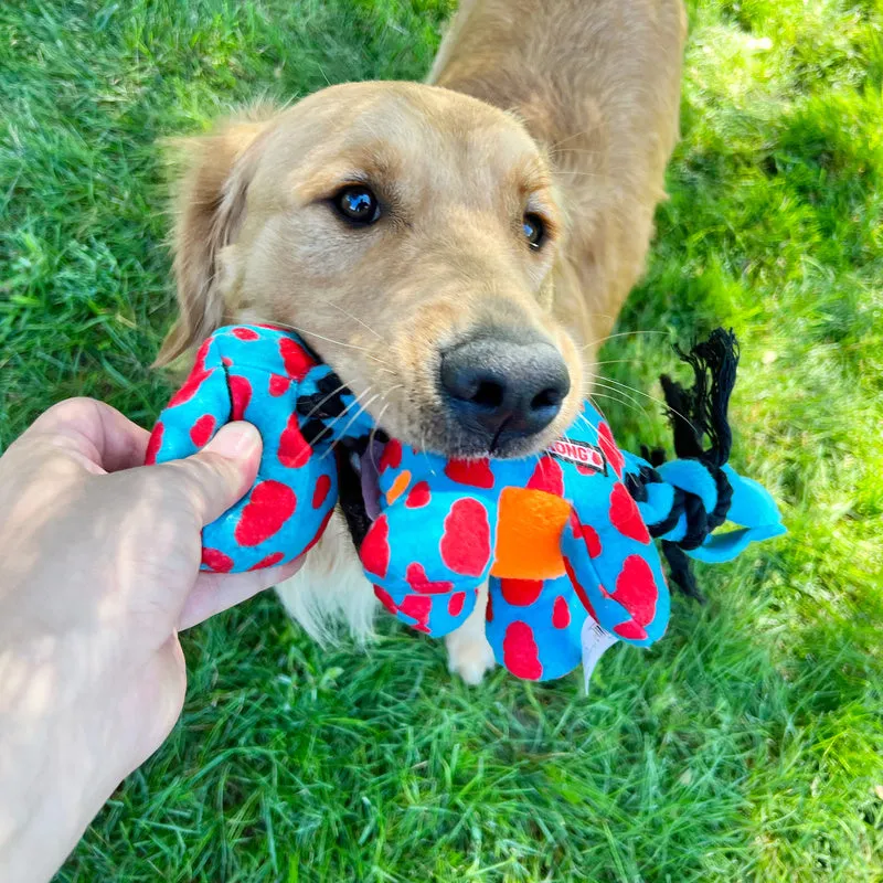 KONG Signature Dynos, Squeaky, Soft, Stretchy, Strong Fleece Rope Tug Toy - Medium - Two Colours