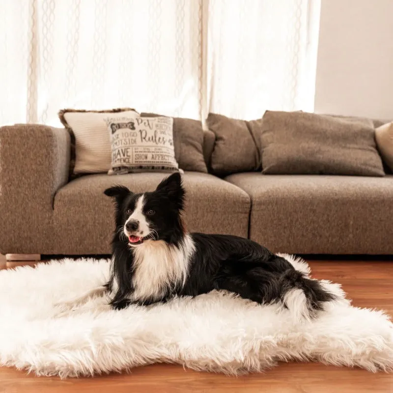 Paw Brands, PupRug™ Faux Fur Orthopedic Dog Bed, Curve Polar White